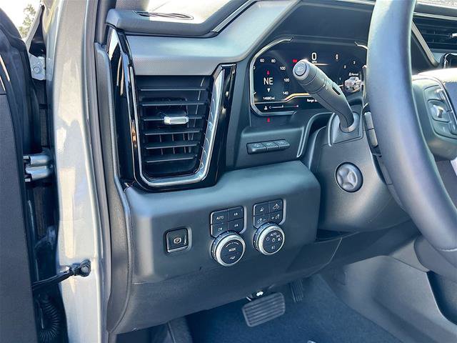 Used 2025 GMC Sierra 1500 Denali AWD/4WD image 11
