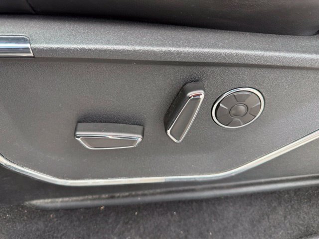 Certified 2024 Ford F150 Platinum w/ Equipment Group 702A High AWD/4WD image 6