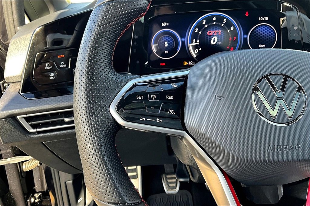 Used 2023 Volkswagen GTI SE image 18