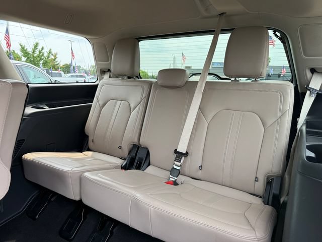 Certified 2024 Ford Expedition Limited w/ Excursion Package AWD/4WD image 11
