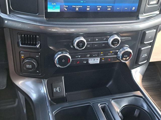 Certified 2022 Ford F150 XLT w/ Equipment Group 302A High image 32