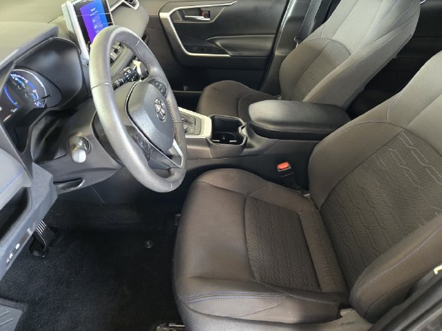 Used 2023 Toyota RAV4 SE AWD/4WD image 15
