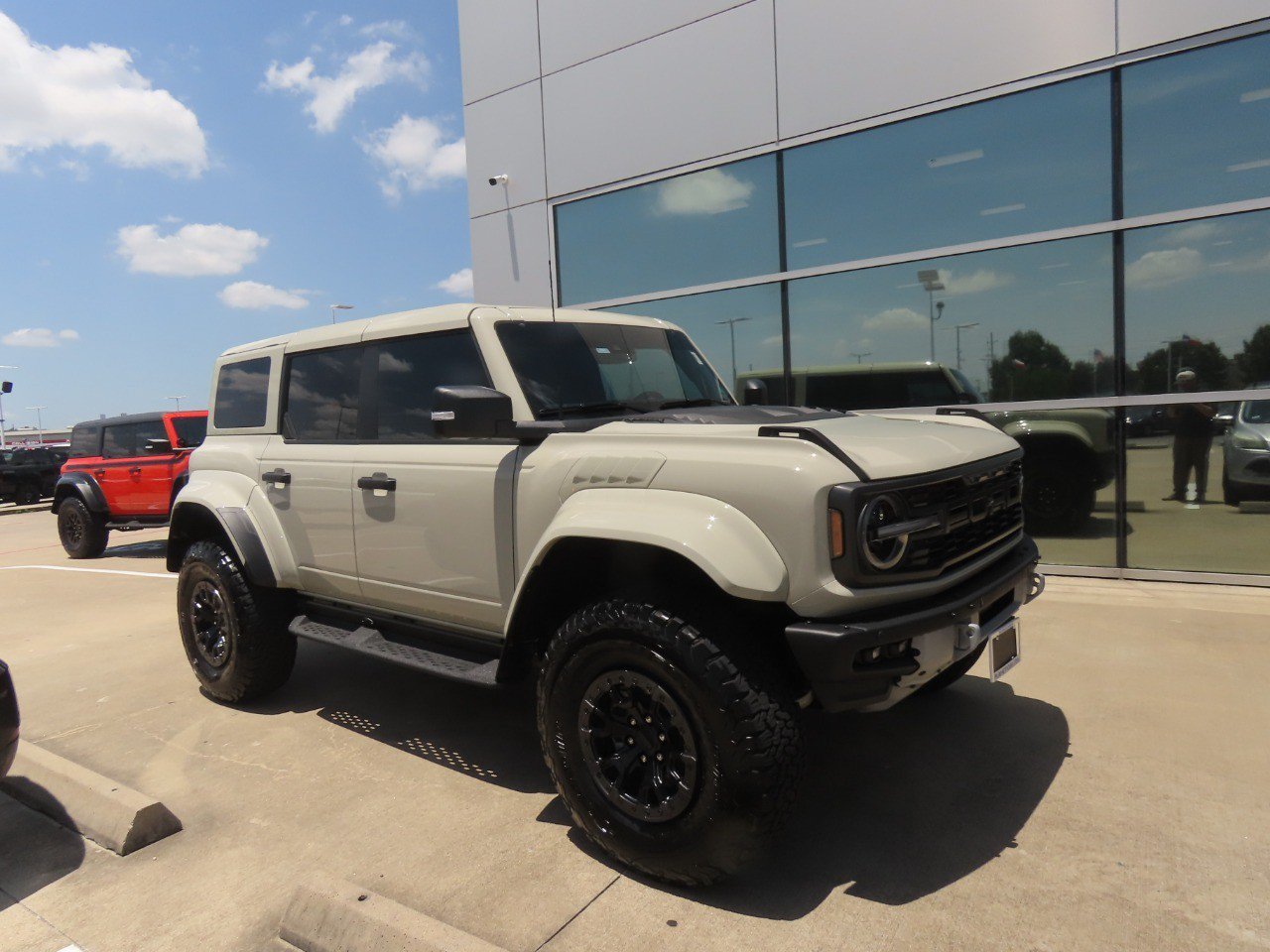 Certified 2025 Ford Bronco Raptor AWD/4WD image 7