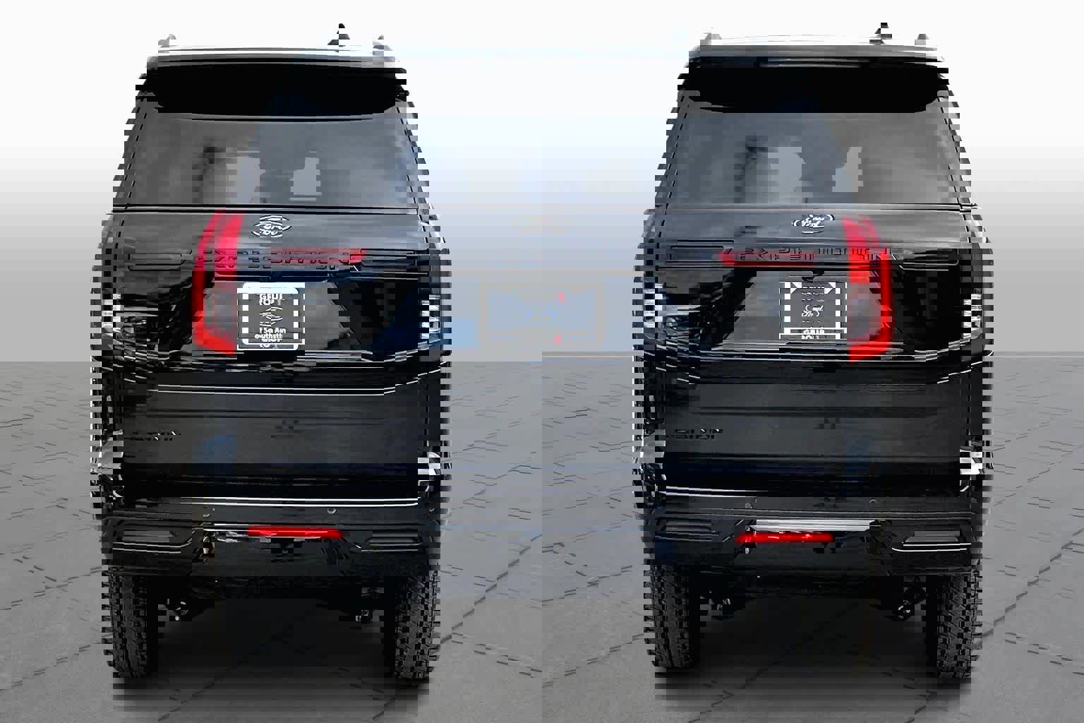 Certified 2025 Ford Expedition Platinum w/ Stealth Appearance Package image 2