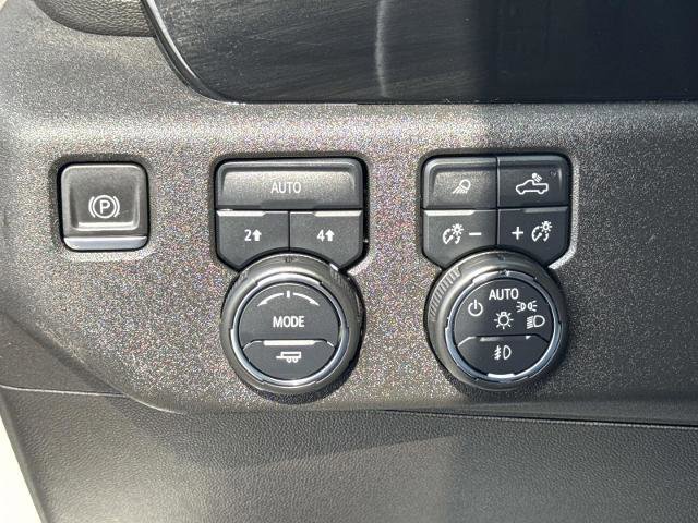 Used 2023 Chevrolet Silverado 1500 LTZ image 18