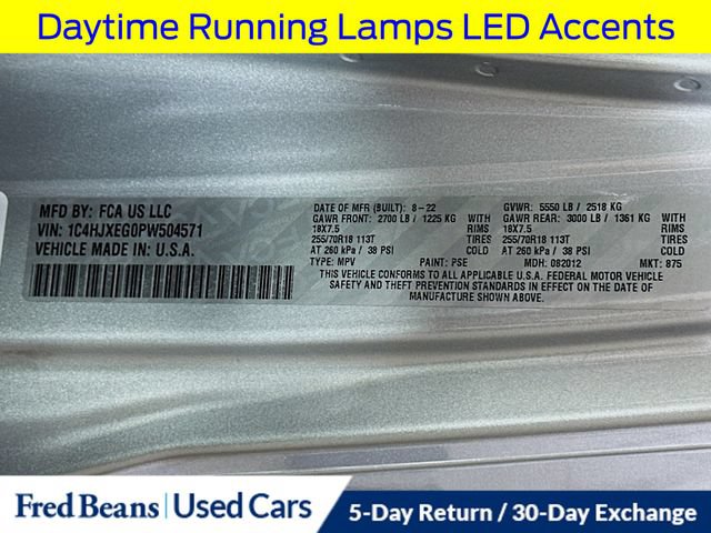 Used 2023 Jeep Wrangler Unlimited Sahara w/ LED Lighting Group AWD/4WD image 39