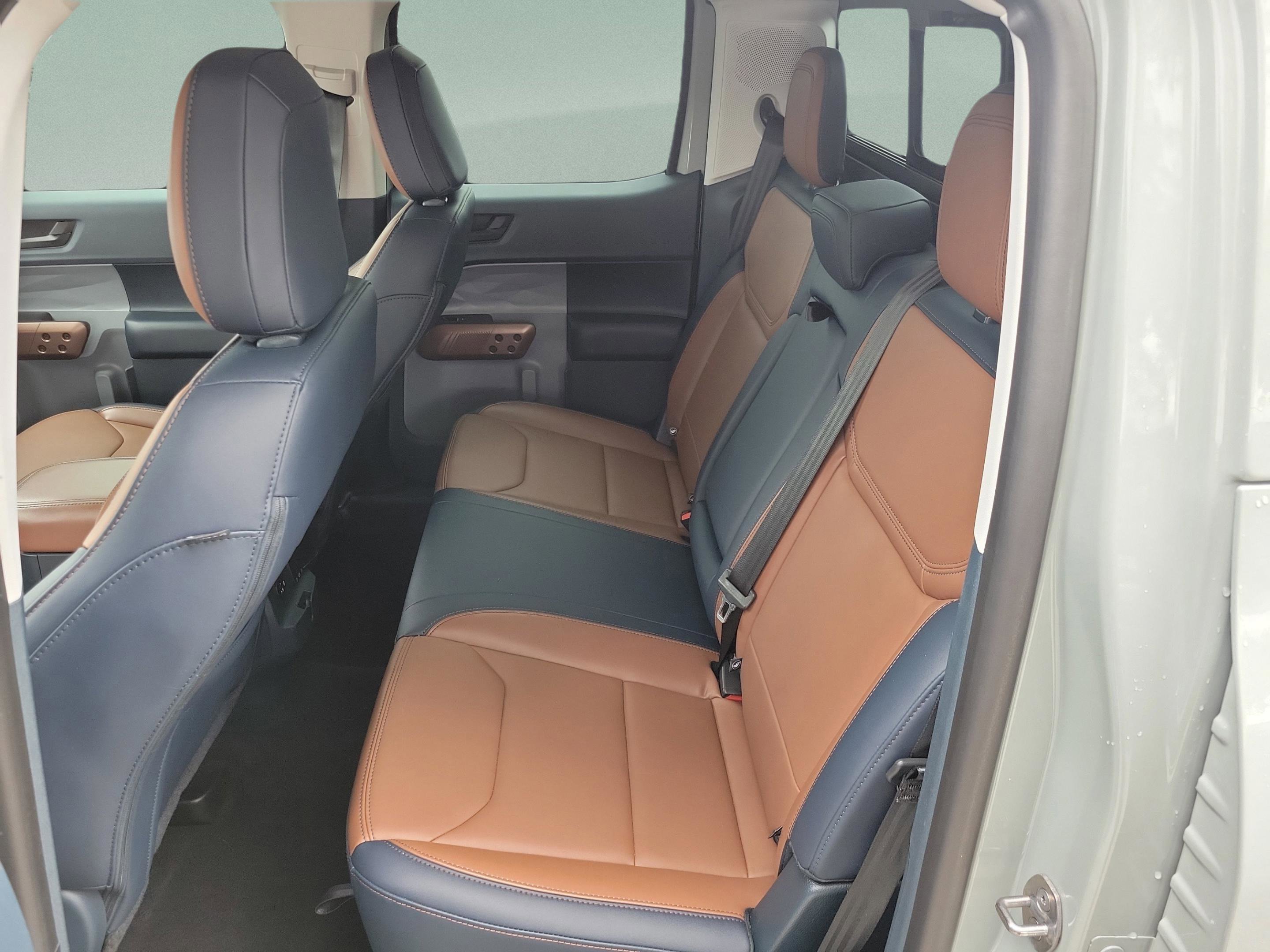 Certified 2024 Ford Maverick Lariat FWD image 13