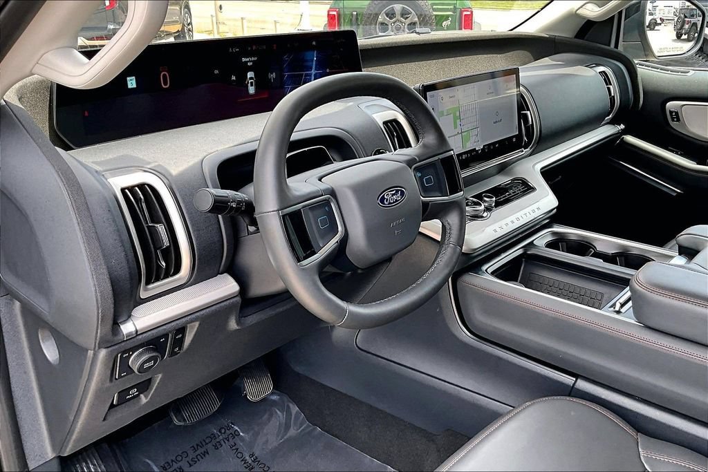 Certified 2025 Ford Expedition Max Active AWD/4WD image 13