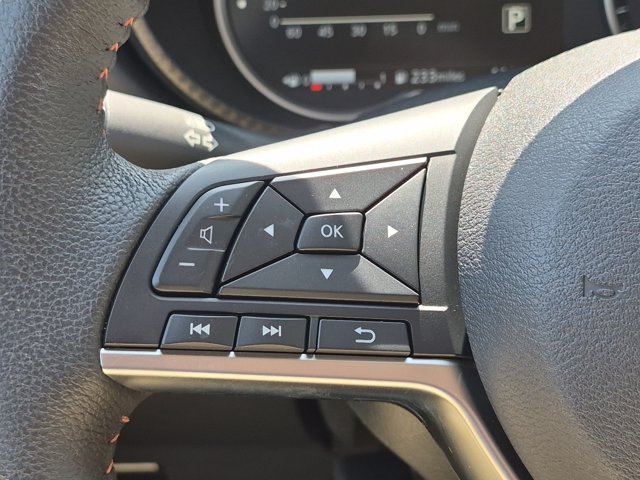 Used 2025 Nissan Versa SR w/ Trunk Package FWD image 17
