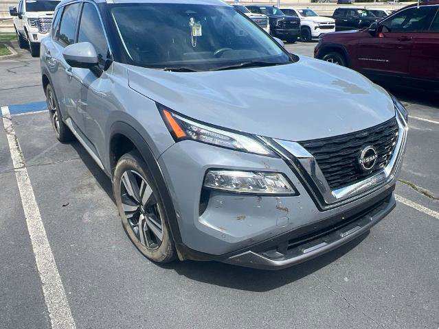 Used 2023 Nissan Rogue SL w/ SL Premium Package FWD image 6