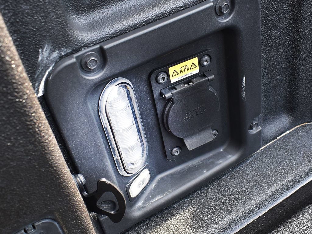 Certified 2024 Ford Maverick Lariat FWD image 28