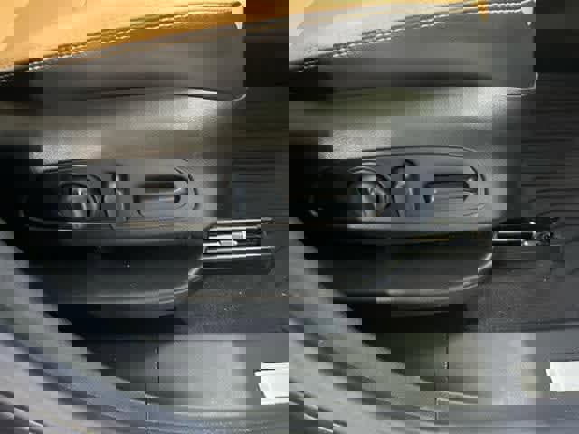 Used 2020 Chevrolet Equinox Premier image 44