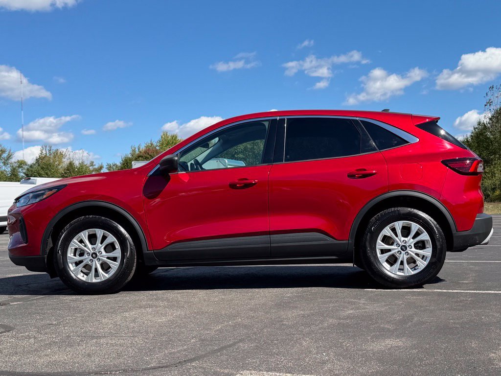 Certified 2023 Ford Escape Active AWD/4WD image 8