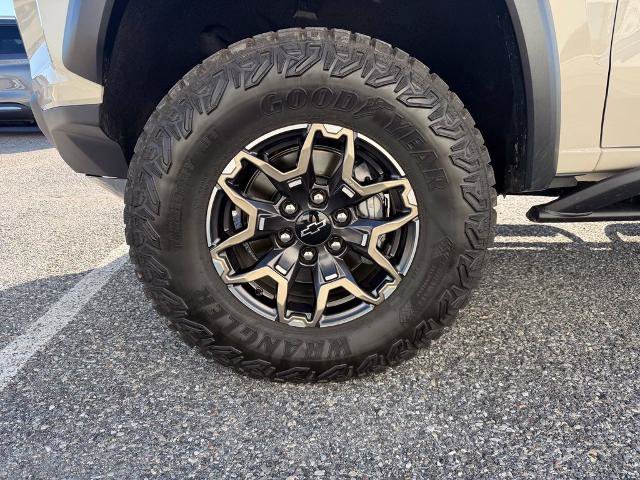 Used 2026 Chevrolet Colorado ZR2 AWD/4WD image 23