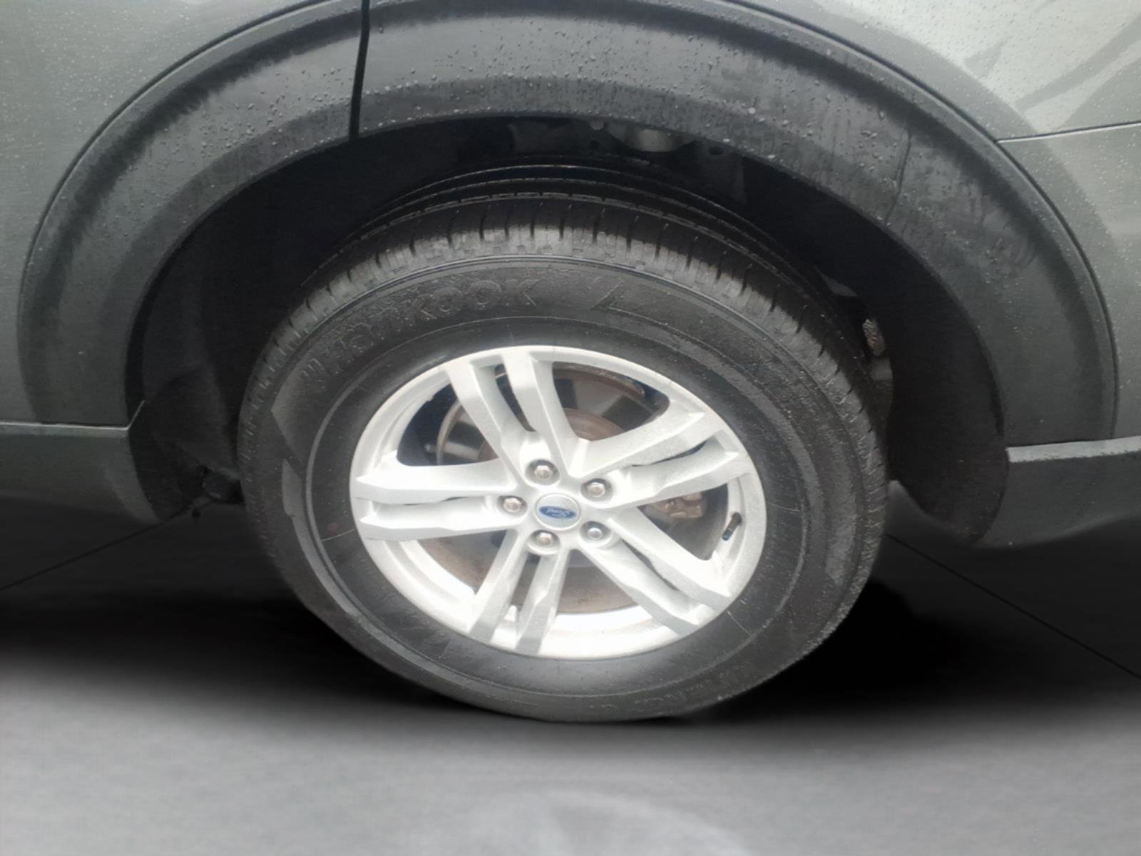 Certified 2023 Ford Explorer XLT w/ Equipment Group 202A image 8