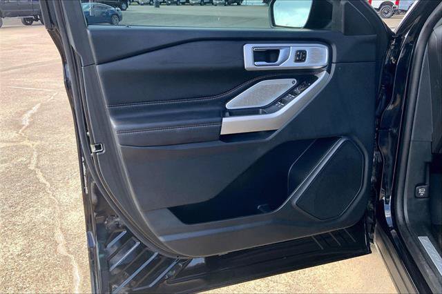 Certified 2023 Ford Explorer Limited w/ Limited Technology Package RWD image 23