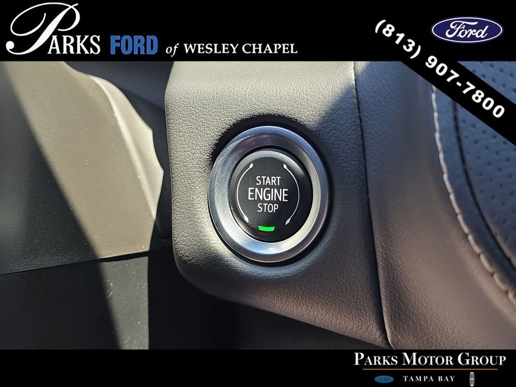 Used 2024 Chevrolet Suburban Premier image 28