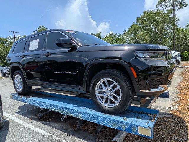 Used 2025 Jeep Grand Cherokee L Laredo AWD/4WD image 2