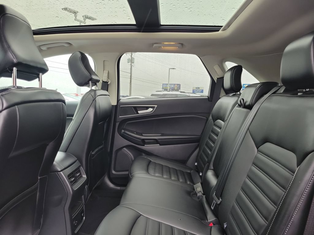 Certified 2022 Ford Edge SEL w/ Convenience Package AWD/4WD image 14