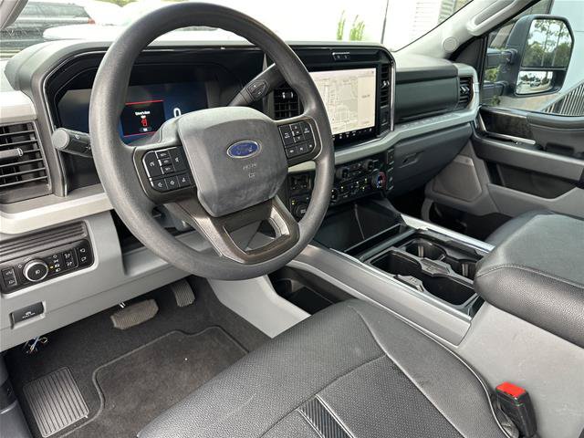 Certified 2025 Ford F250 XLT w/ Black Appearance Package AWD/4WD image 16