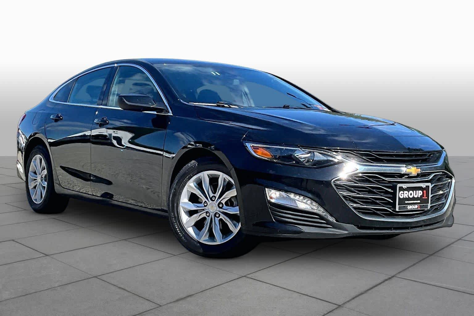 Used 2024 Chevrolet Malibu LT FWD image 3