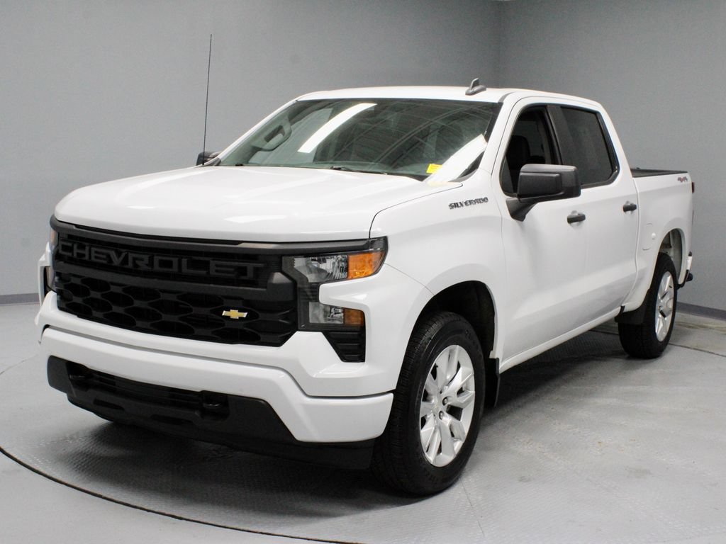 Used 2023 Chevrolet Silverado 1500 Custom AWD/4WD image 6