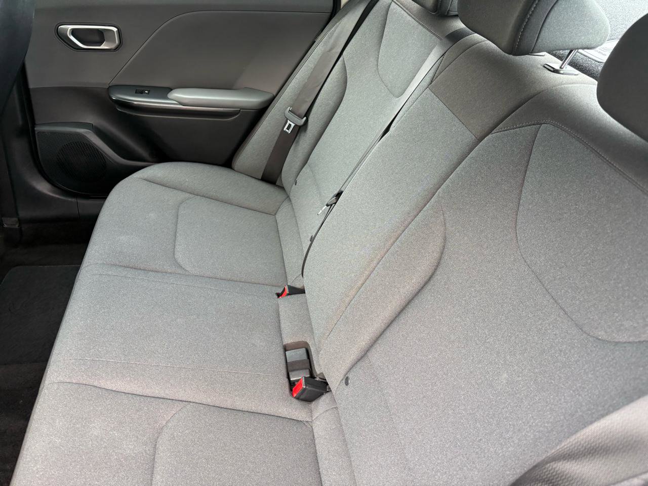 Used 2025 Kia K4 FWD image 36