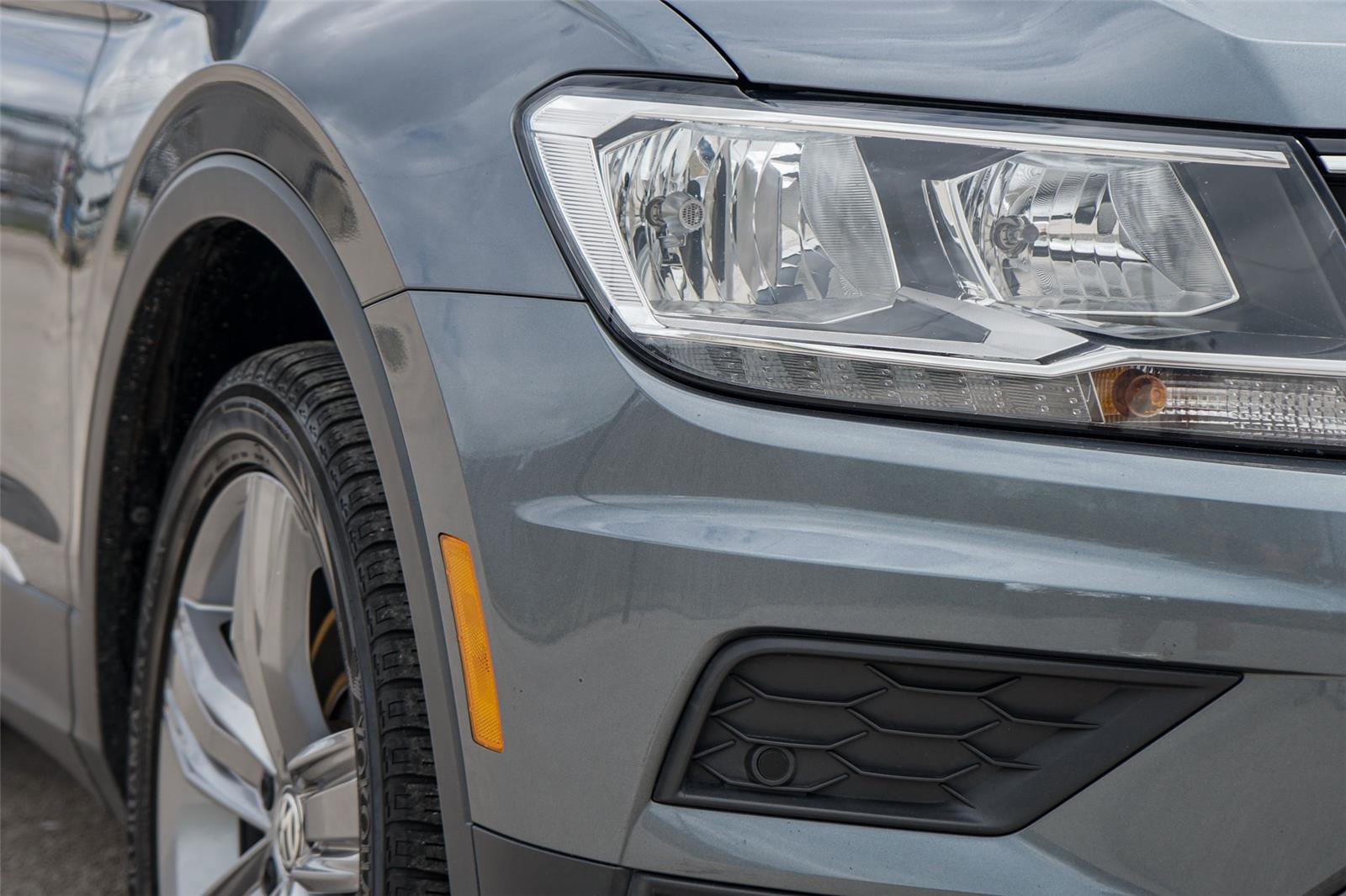 Used 2021 Volkswagen Tiguan SEL AWD/4WD image 8