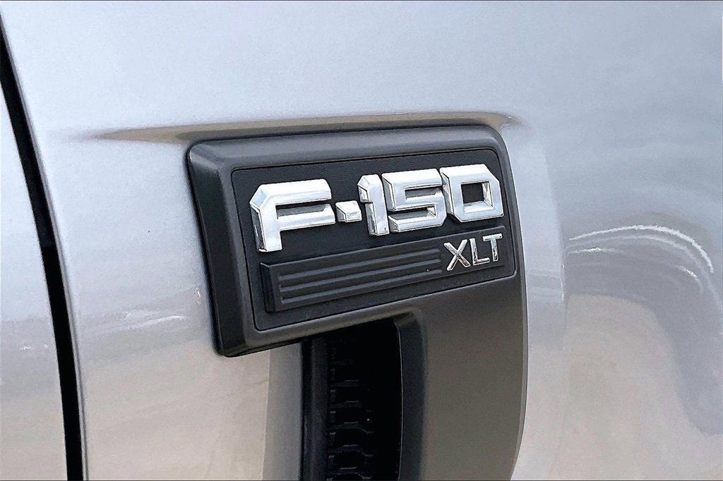 Certified 2021 Ford F150 XLT w/ Equipment Group 302A High image 21