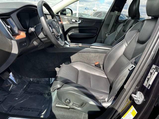 Used 2024 Volvo XC60 T8 Ultimate AWD/4WD image 20