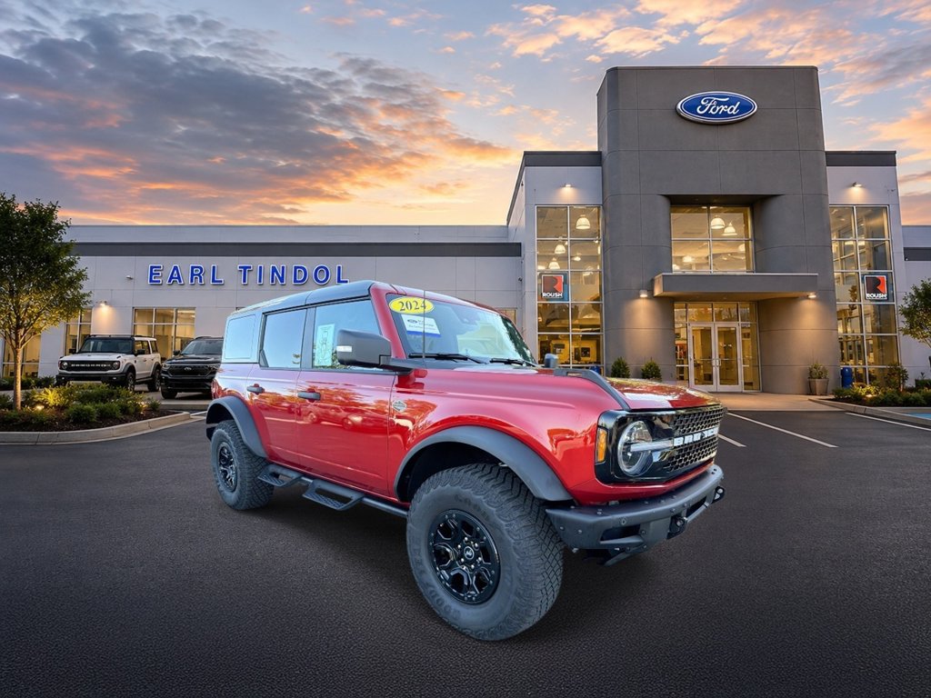 Certified 2024 Ford Bronco Wildtrak AWD/4WD image 2