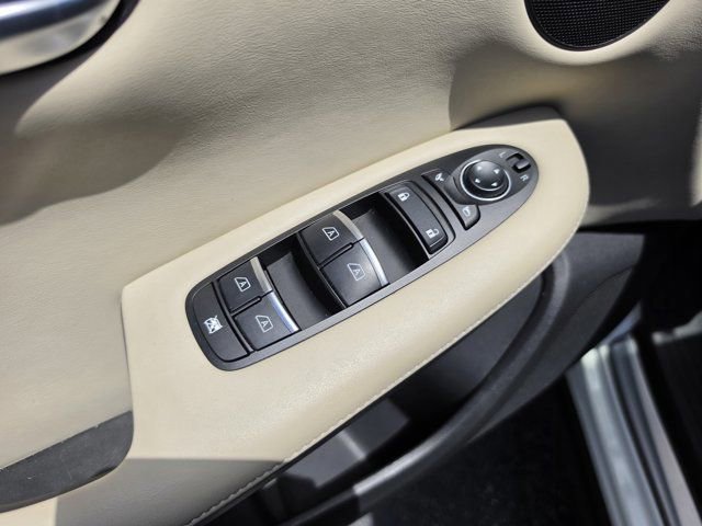 Used 2022 INFINITI QX50 Luxe FWD image 18