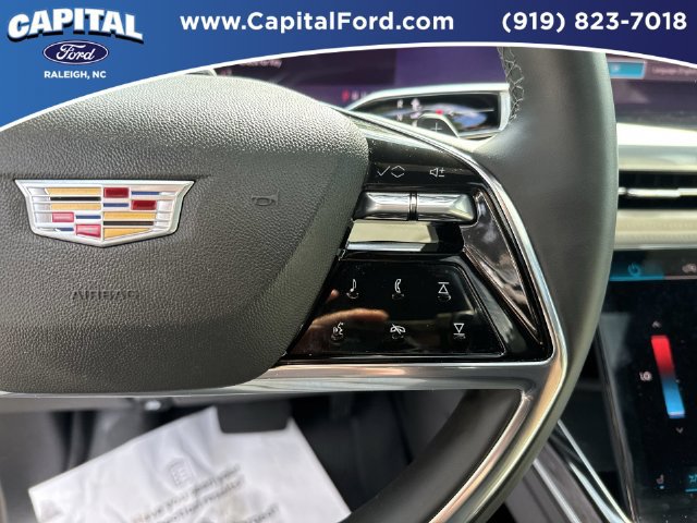 Used 2026 Cadillac Escalade Sport w/ LPO, ONYX Package RWD image 24
