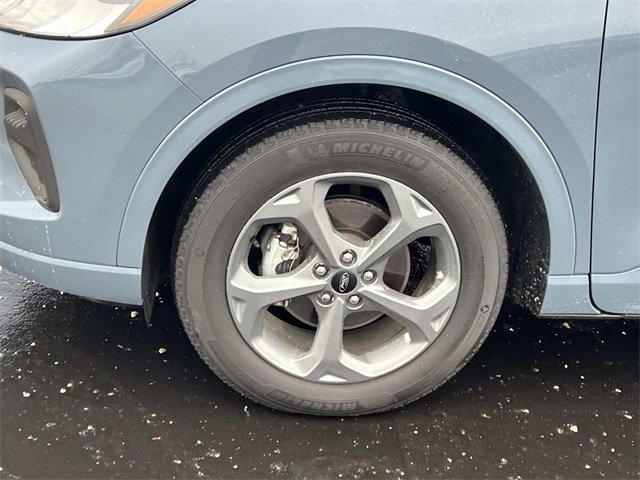 Certified 2023 Ford Escape ST-Line w/ Tech Pack #1 image 9