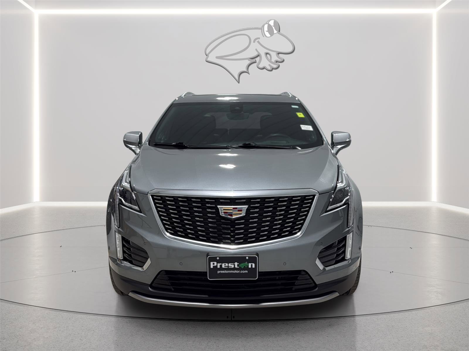 Used 2023 Cadillac XT5 Premium Luxury w/ Technology Package AWD/4WD image 8