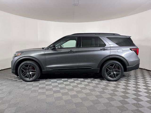Certified 2025 Ford Explorer ST-Line w/ ST-Line Street Pack image 2