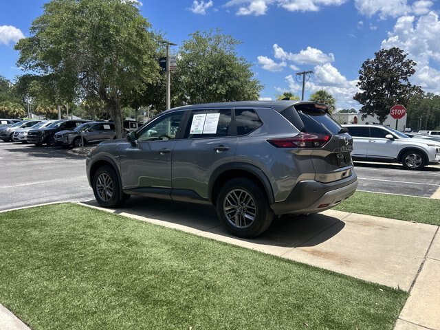 Used 2023 Nissan Rogue S AWD/4WD image 9