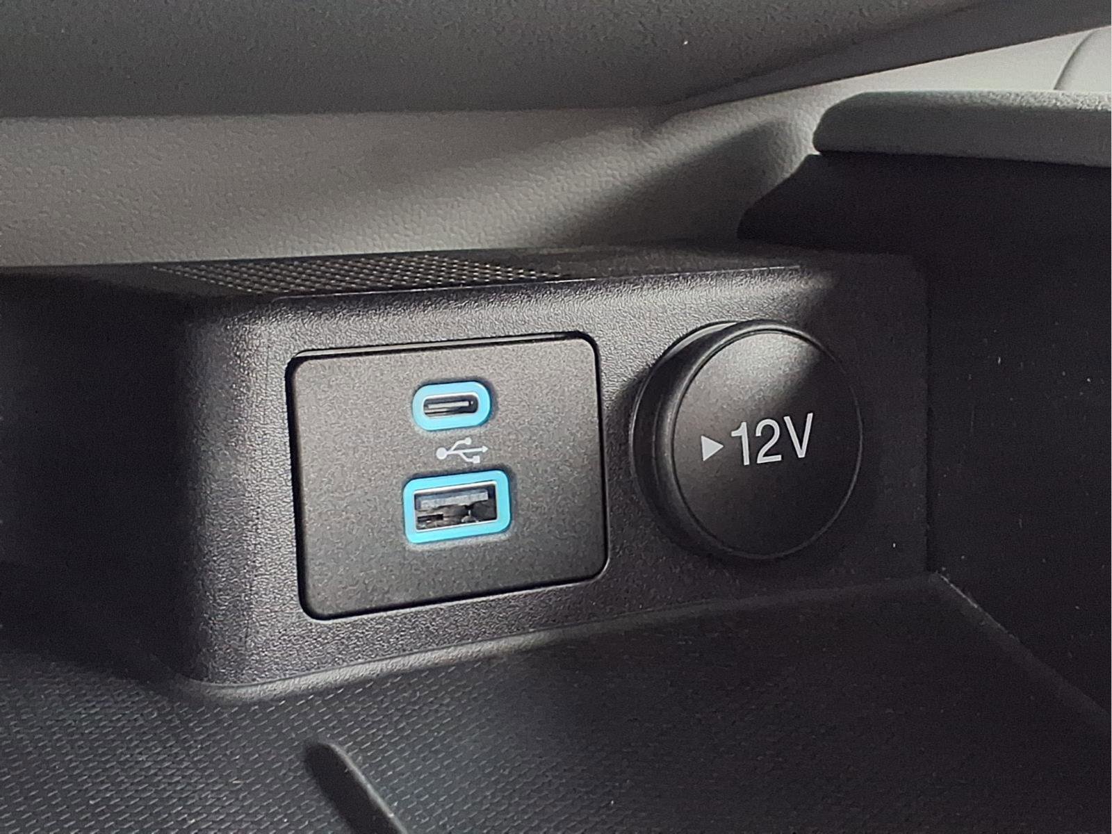 Certified 2023 Ford Escape Active AWD/4WD image 21