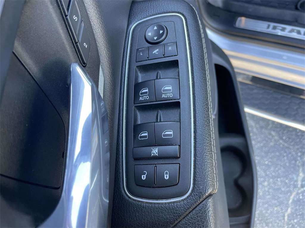 Used 2021 RAM 1500 Laramie w/ Sport Appearance Package image 16