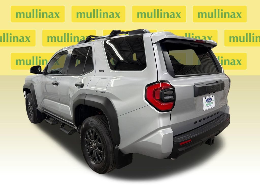 Used 2025 Toyota 4Runner SR5 RWD image 10