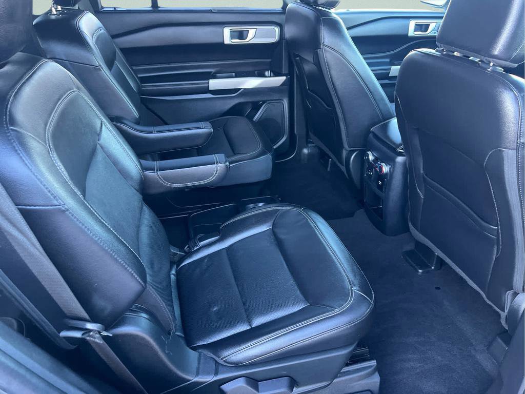 Certified 2021 Ford Explorer Limited w/ Equipment Group 301A image 20