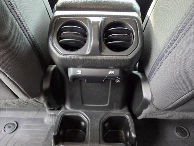 Used 2022 Jeep Wrangler Unlimited Sport image 20