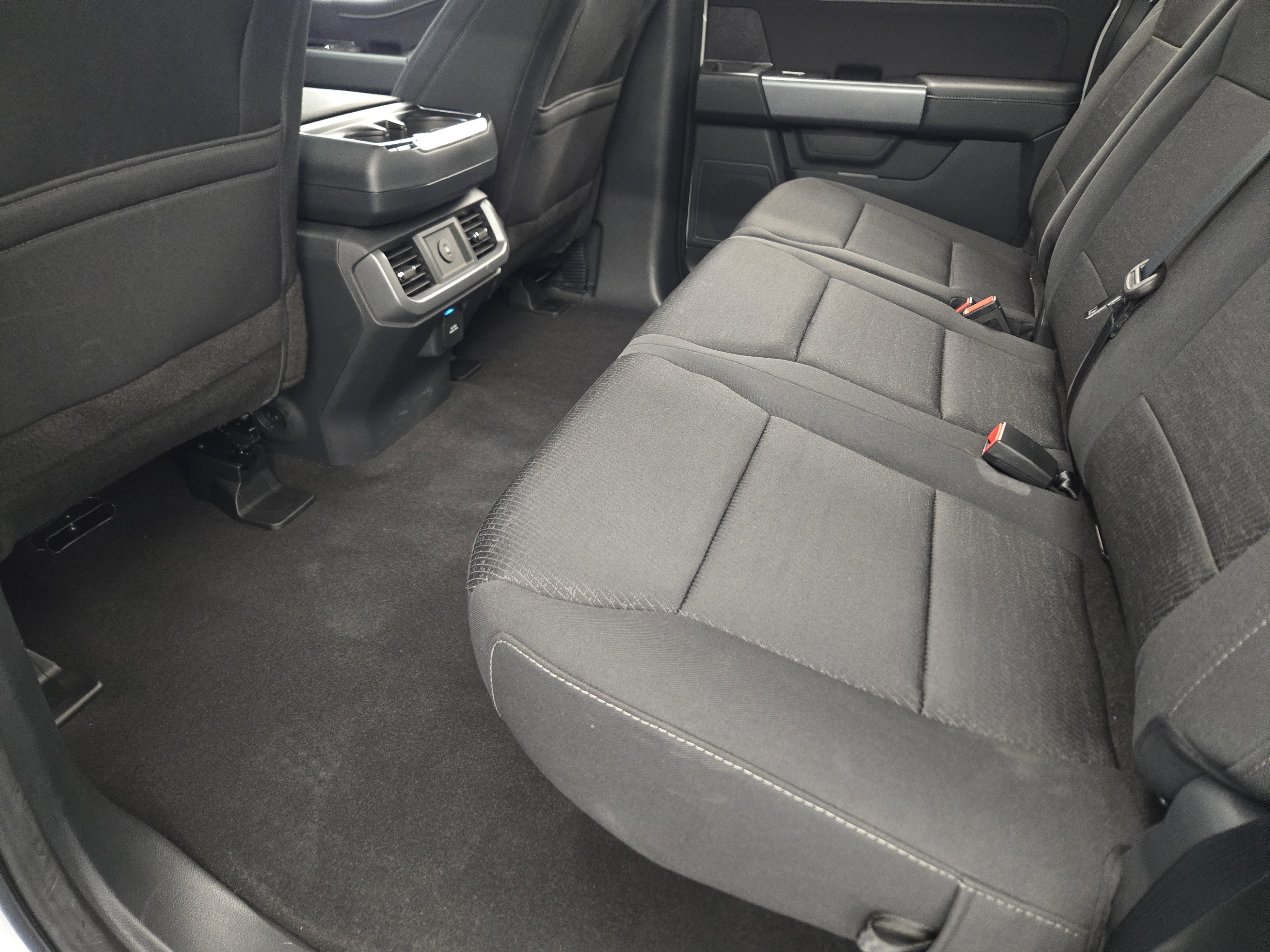 Certified 2025 Ford F150 XLT w/ Equipment Group 302A MID image 27