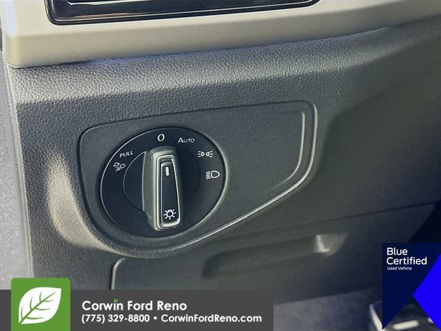 Used 2022 Volkswagen Atlas Cross Sport SEL R-Line image 14