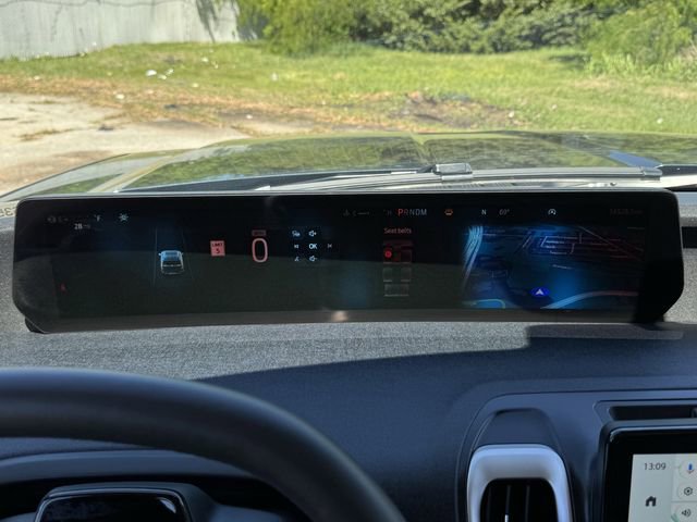 Certified 2025 Ford Expedition Active image 13