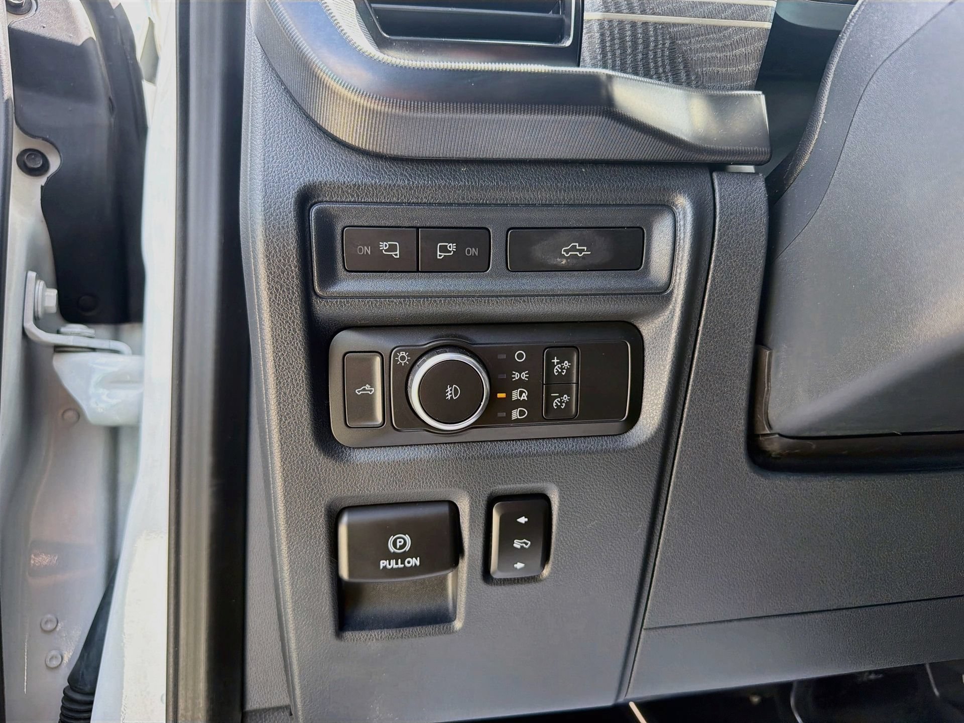 Certified 2022 Ford F150 Platinum w/ Equipment Group 701A High AWD/4WD image 10