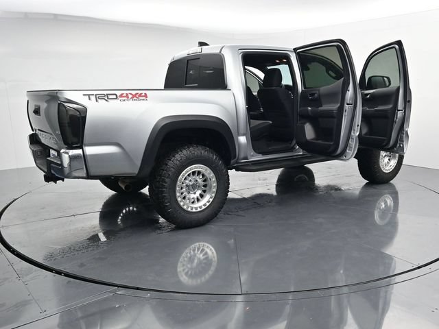 Used 2023 Toyota Tacoma TRD Off-Road AWD/4WD image 10
