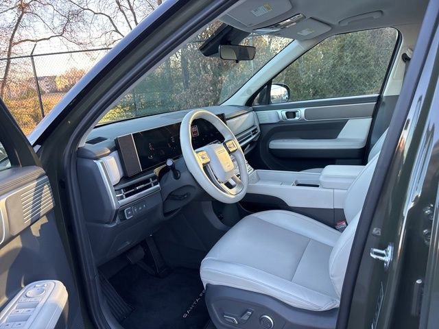 Used 2024 Hyundai Santa Fe SEL FWD image 15