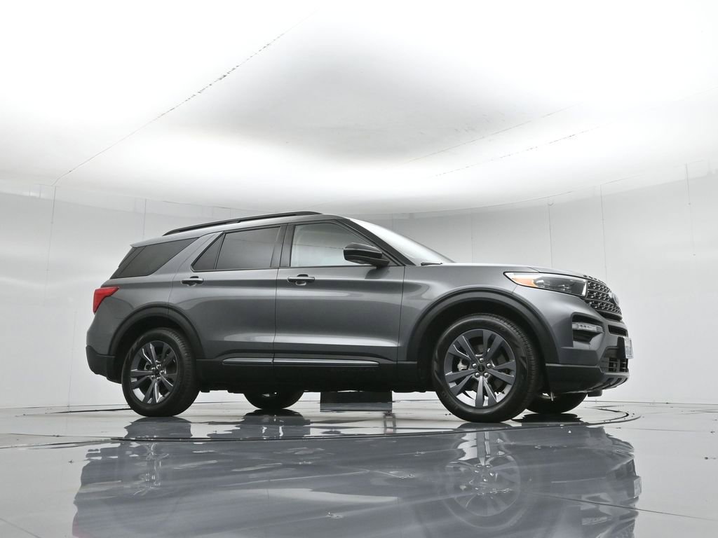 Certified 2023 Ford Explorer XLT w/ Equipment Group 202A image 53