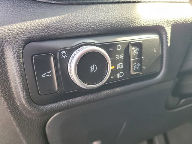 Certified 2023 Ford Explorer ST-Line w/ Class IV Trailer Tow Package image 17